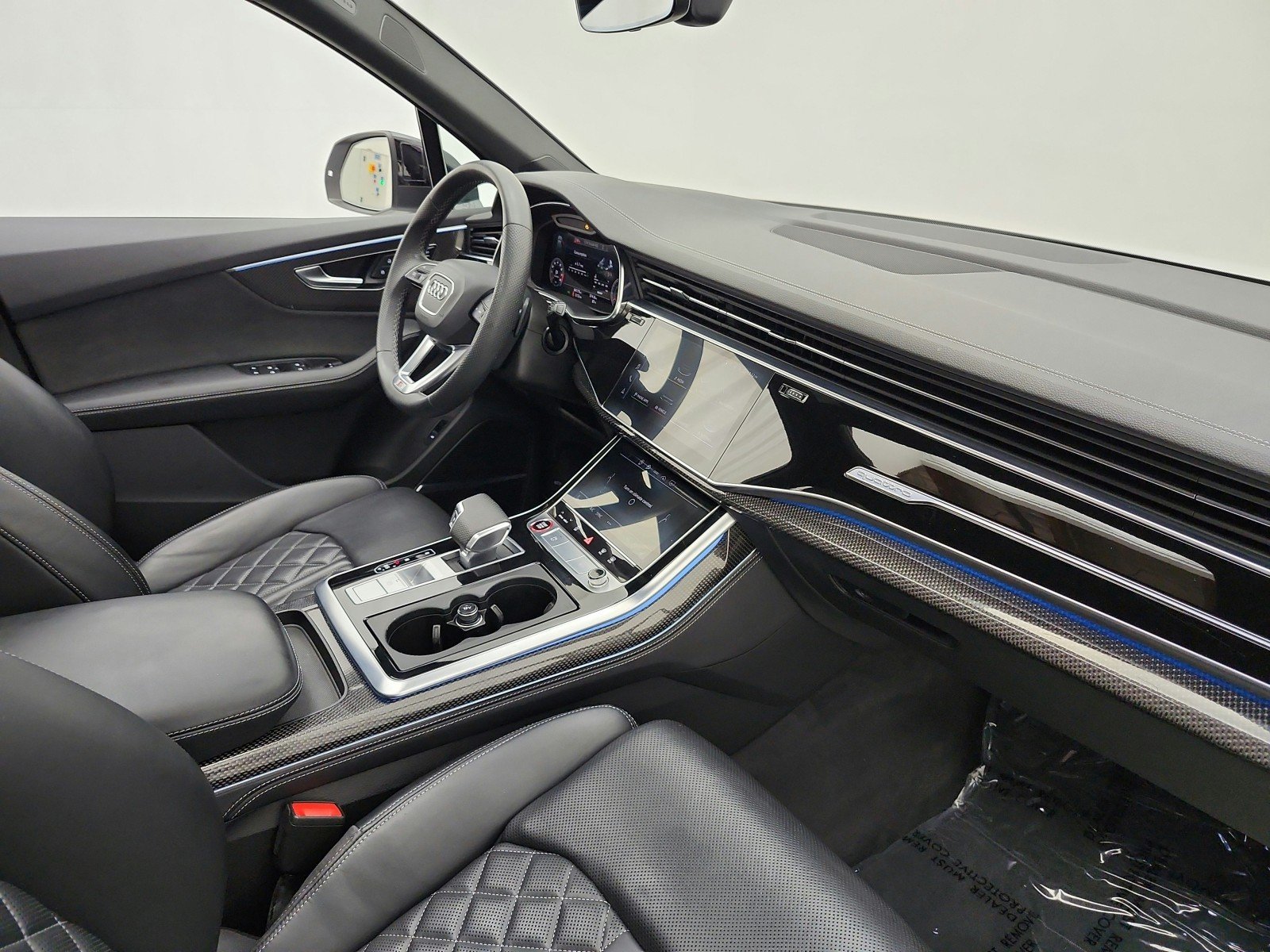 Used 2023 Glacier White Metallic Audi Premium Plus 4.0 TFSI quattro image 21