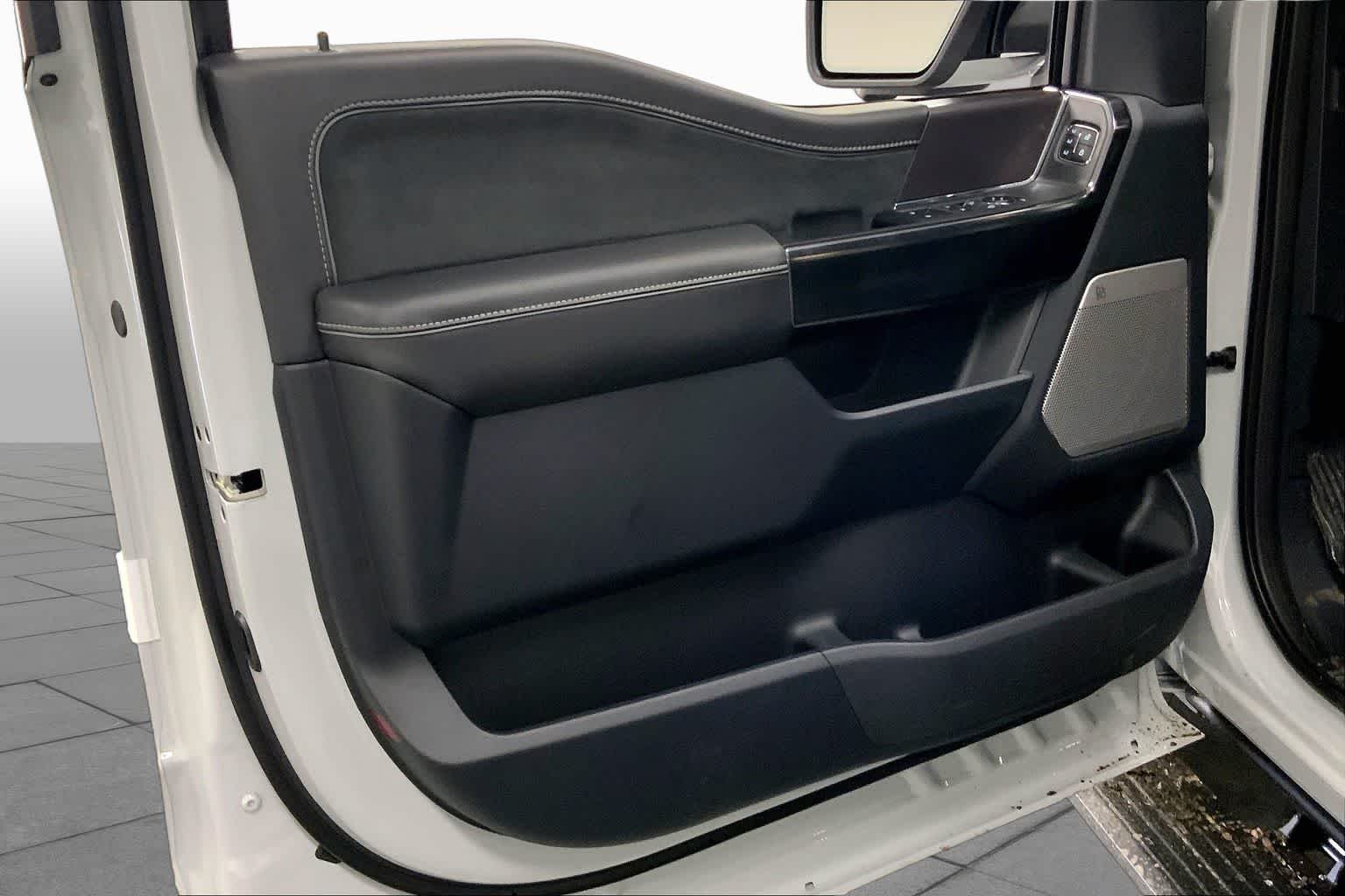 New 2026 Avalanche Ford Platinum® image 10