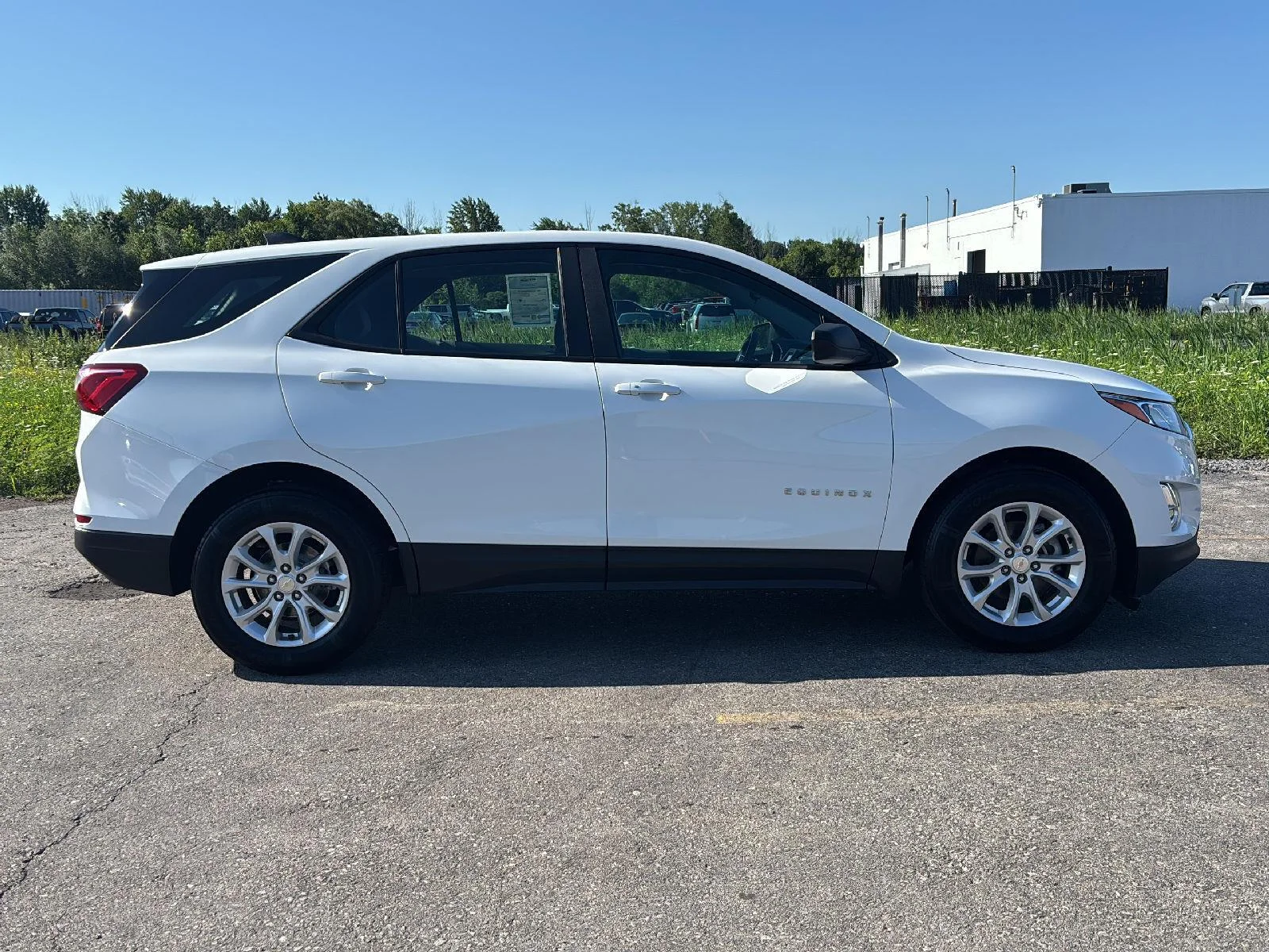 Used 2021 Summit White Chevrolet LS image 8