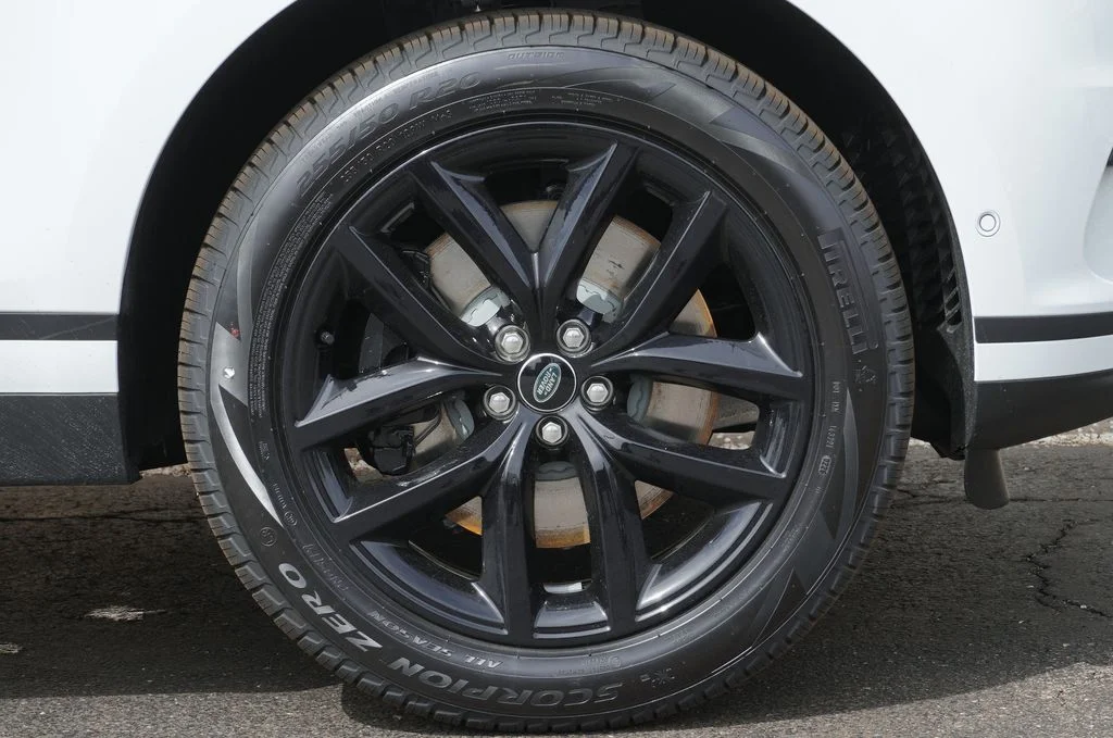 Used 2026 White Land Rover S image 8