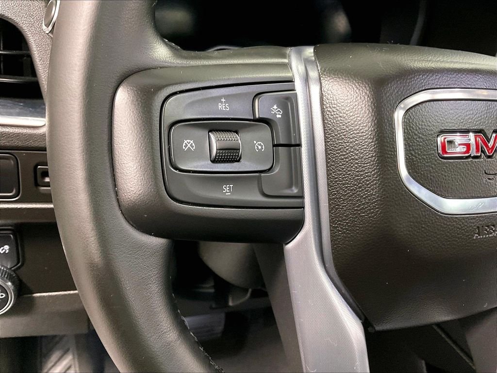 Used 2023 White GMC SLT image 24