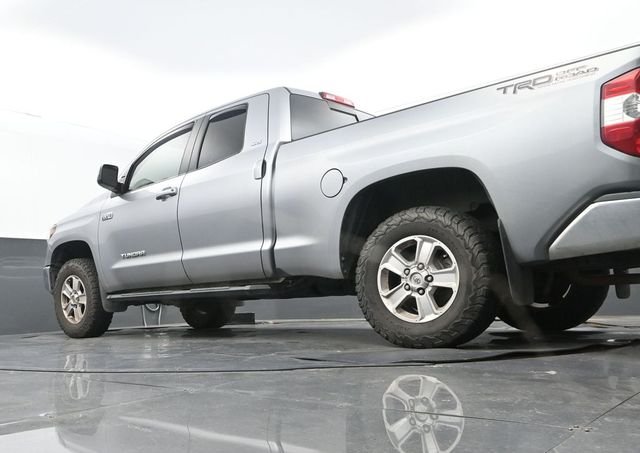 Used 2018 Silver Sky Metallic Toyota SR5 image 10