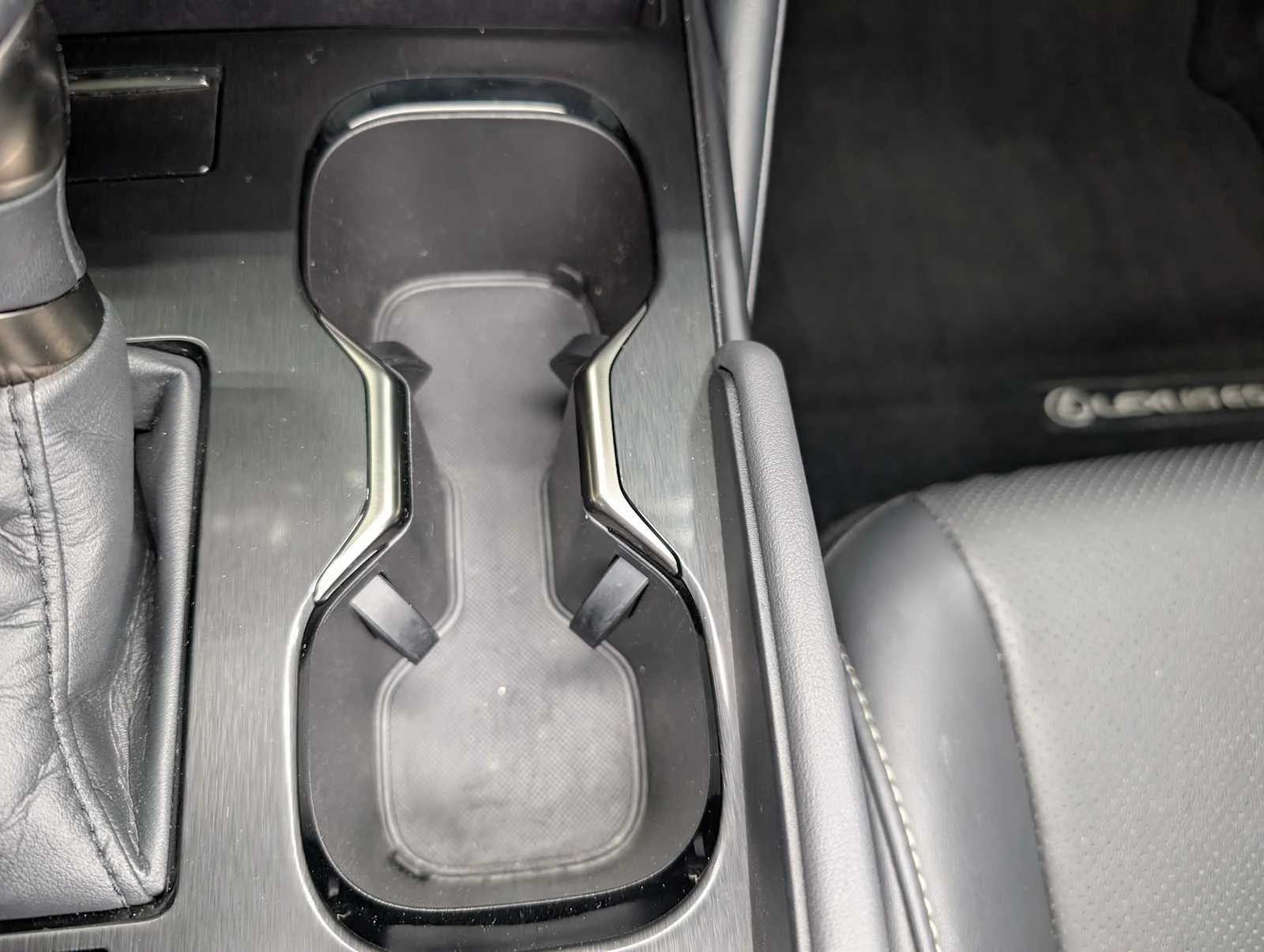 Used 2023 Iridium Lexus  image 29