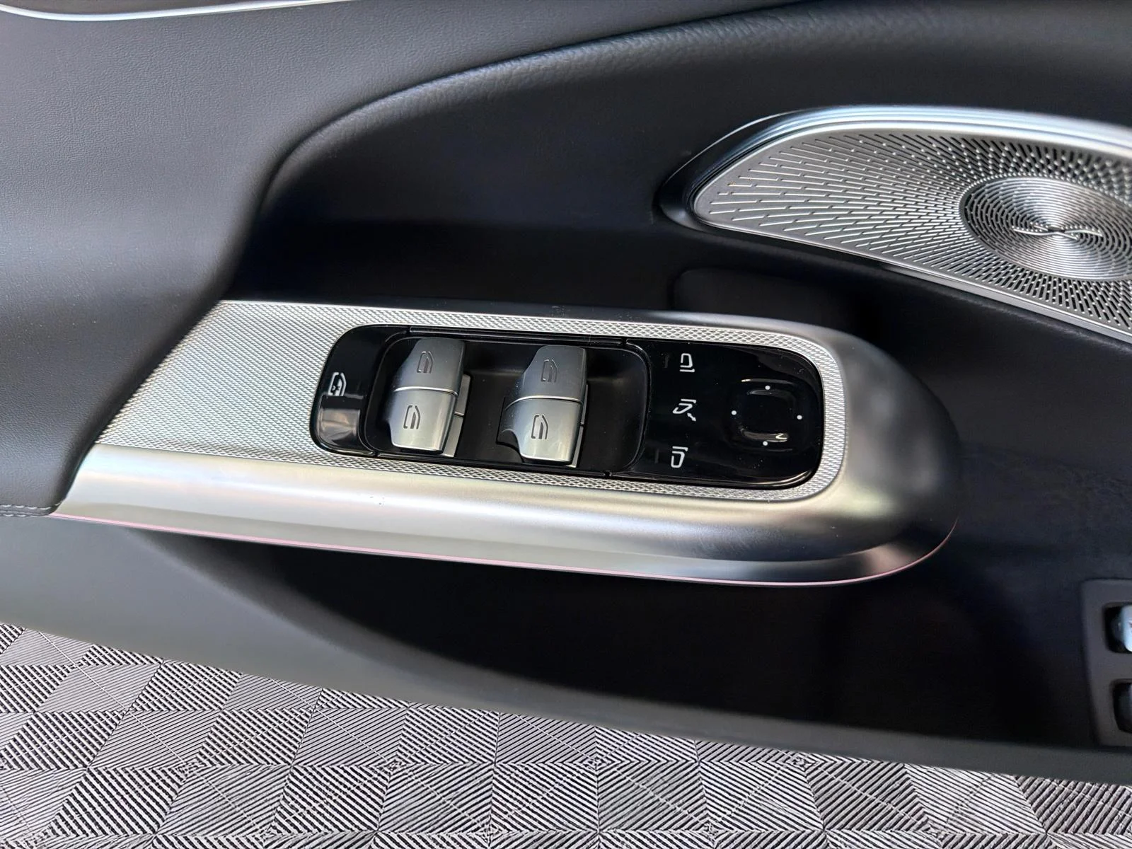 New 2026 Black Mercedes-Benz E 53 HYBRID 4MATIC+ Wagon image 22