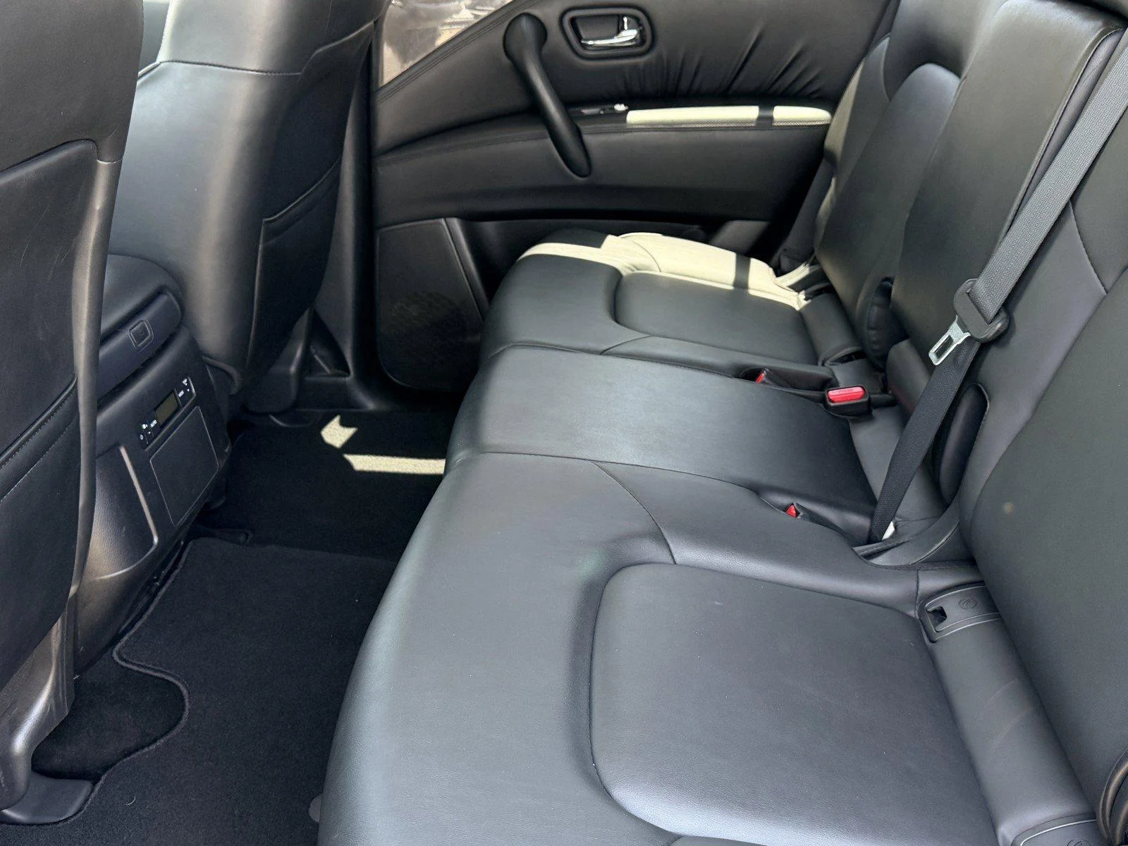 Used 2023 Super Black Nissan SV image 13