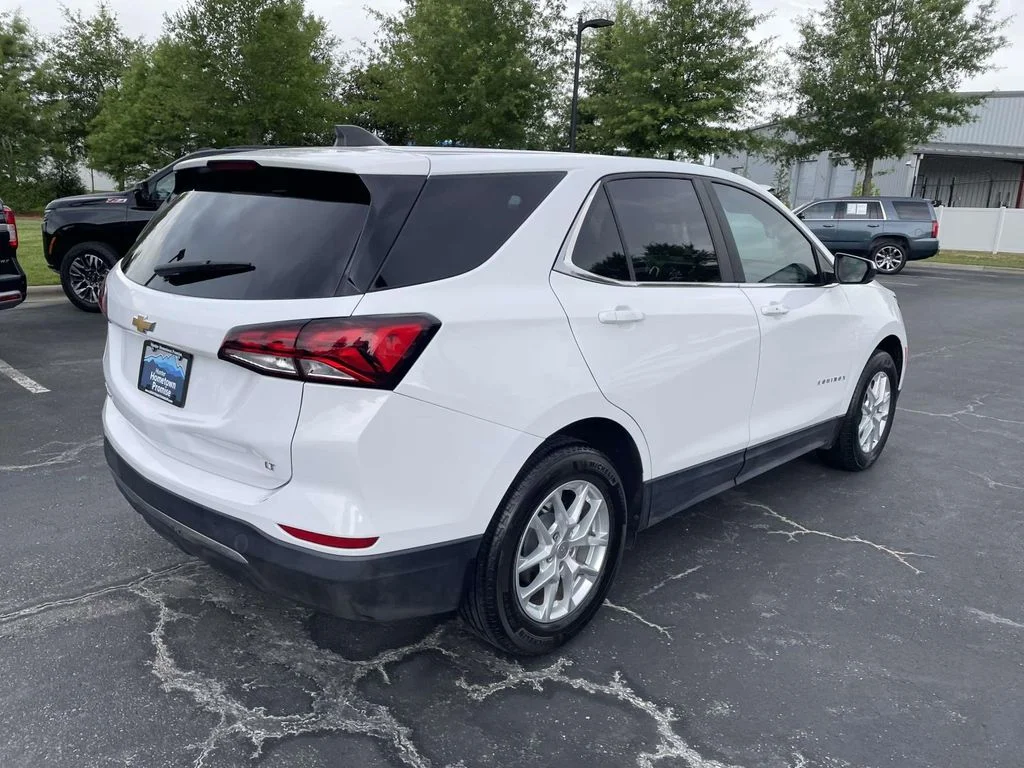 Used 2023 Summit White Chevrolet LT image 6