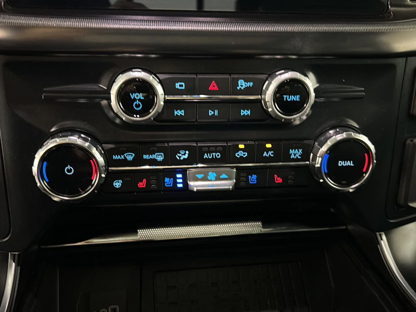 Used 2025 Carbonized Gray Ford Raptor image 20