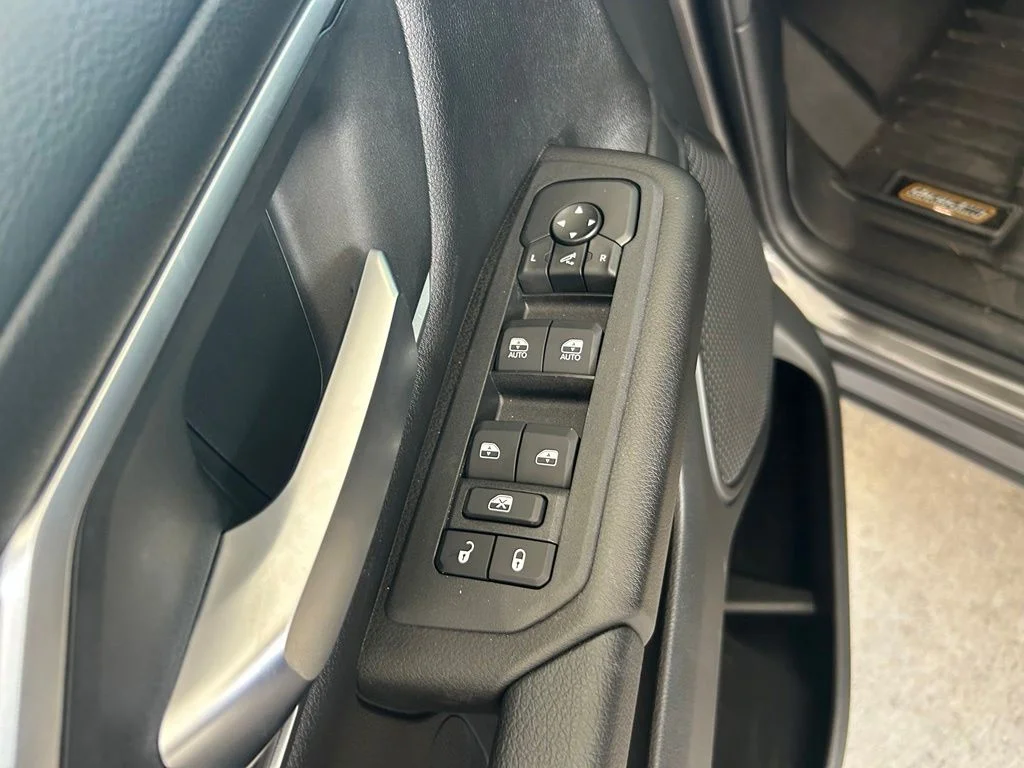 New 2026 Granite Crystal Metallic Clearcoat RAM Direct Connection 650 image 40