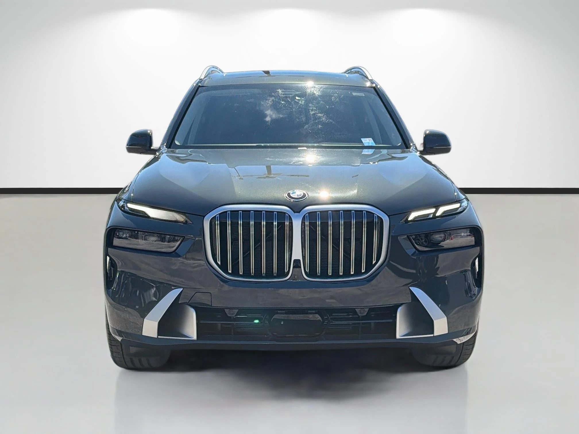 New 2027 Dravit Grey Metallic BMW xDrive40i image 8