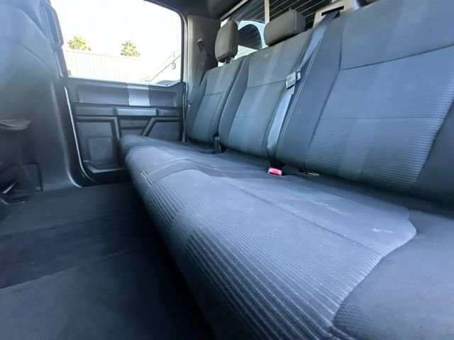 Used 2017 Silver Ford XLT image 9