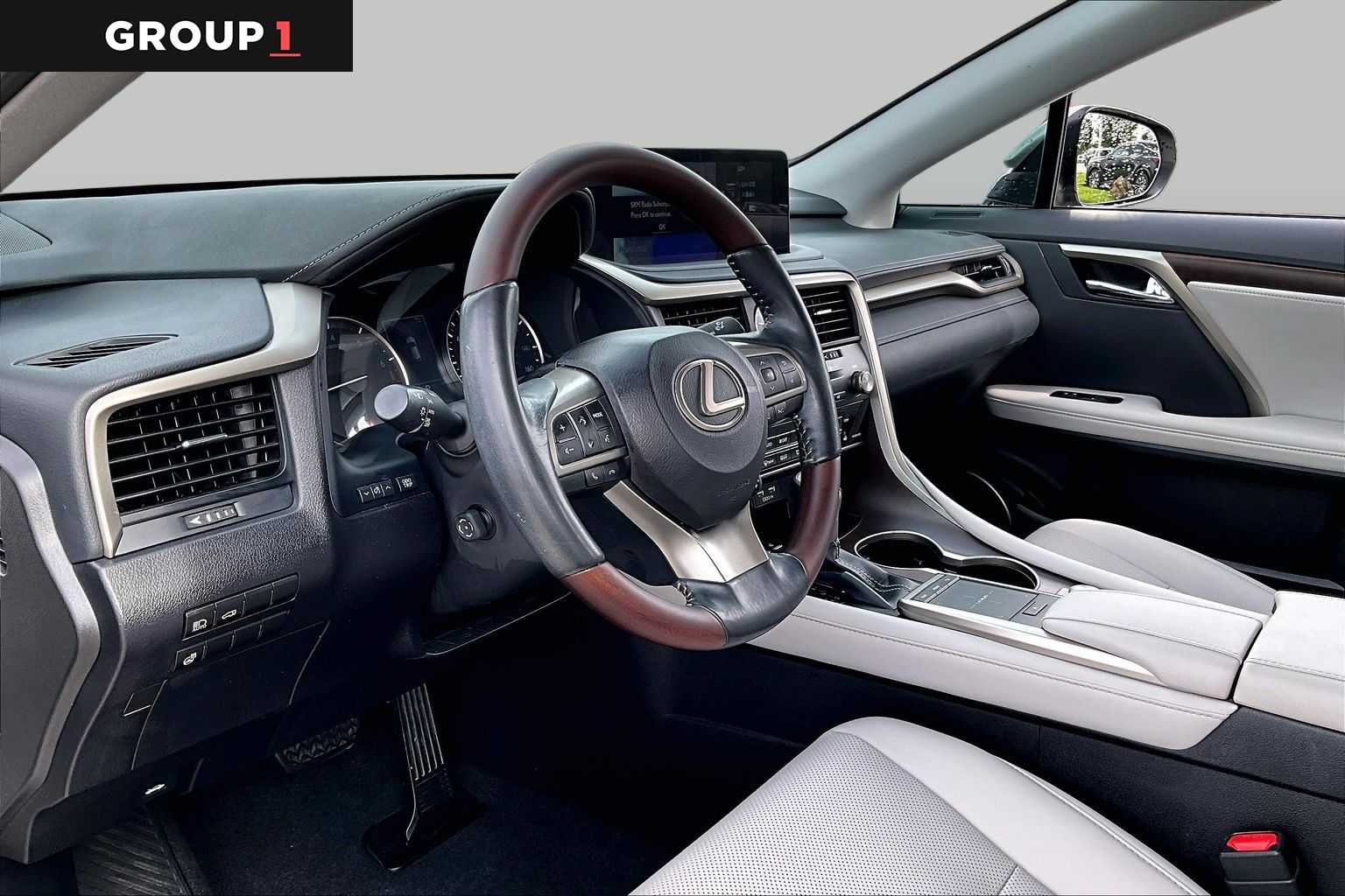 Used 2021 Atomic Silver Lexus  image 15