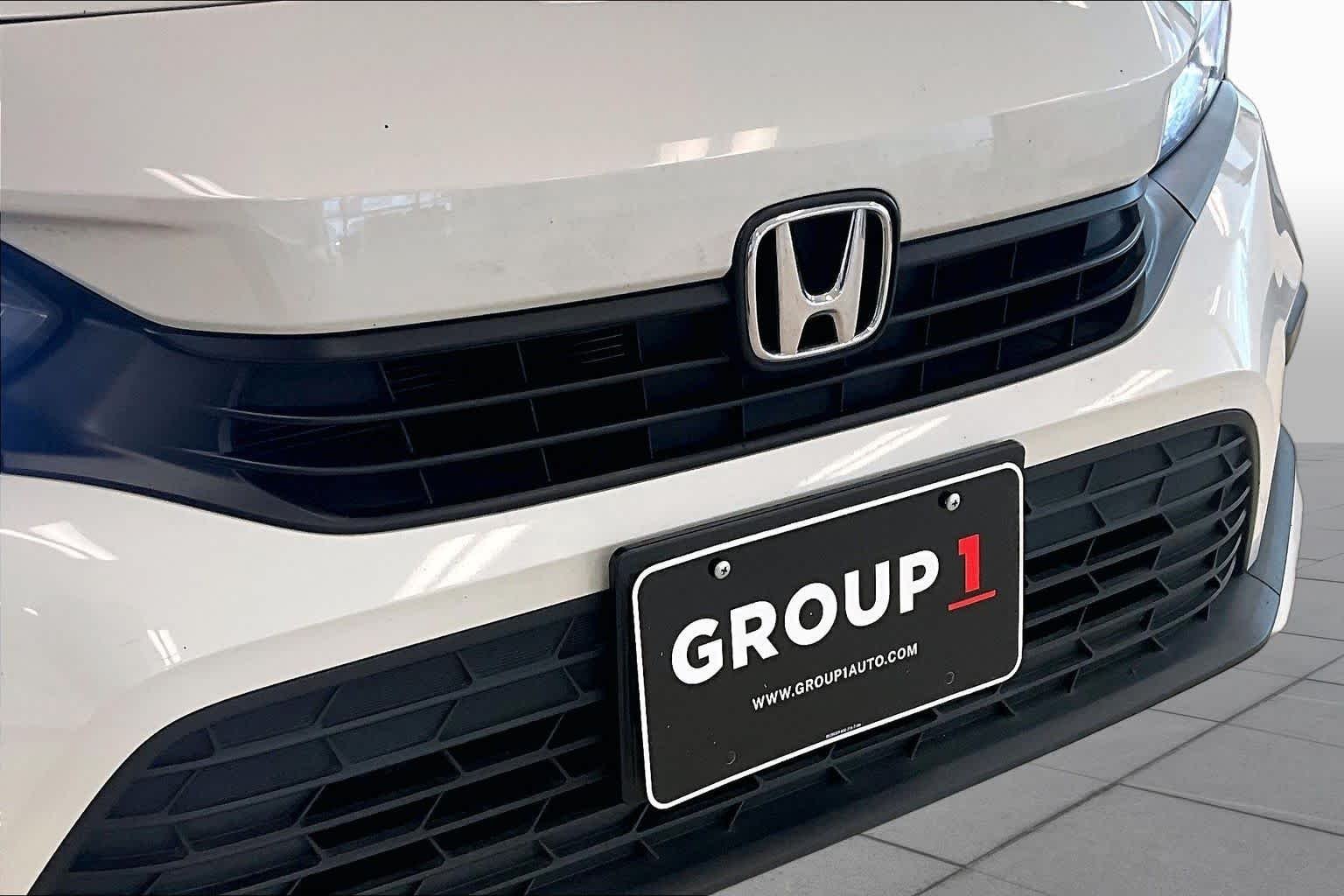 Used 2022 Platinum White Pearl Honda Sport image 28