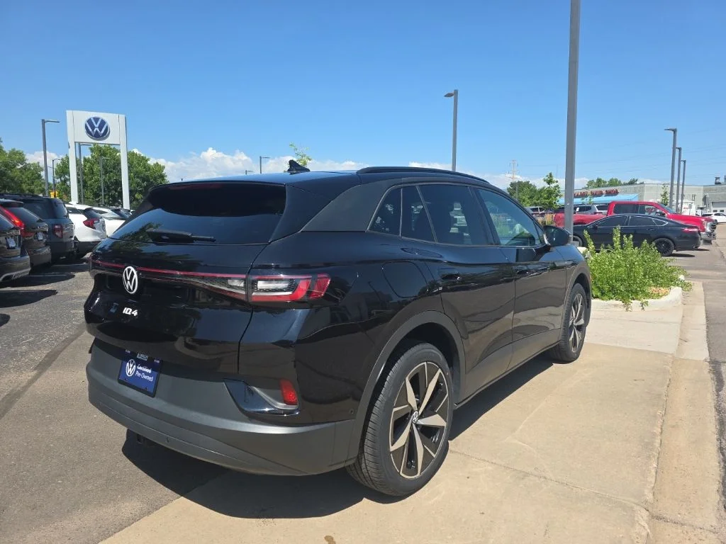 Certified Used 2023 Black Volkswagen Pro S image 6