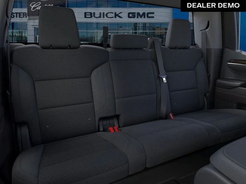 Used 2025  GMC Elevation image 17