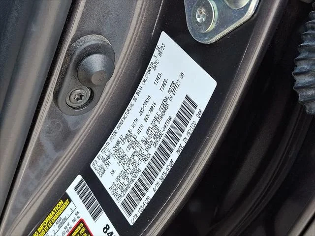 Certified Used 2023 MAGNETIC GRAY MET. Toyota  image 30
