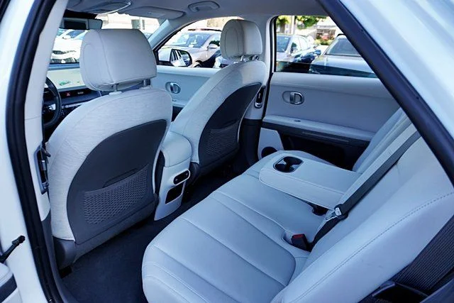 Used 2022 White Hyundai SEL image 17