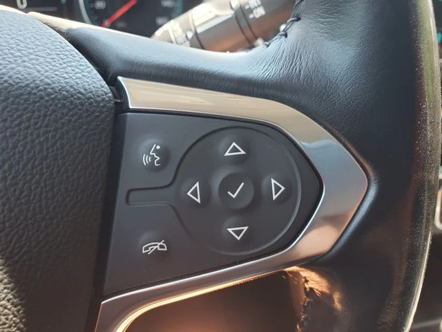 Used 2018 Silver Chevrolet LT image 23