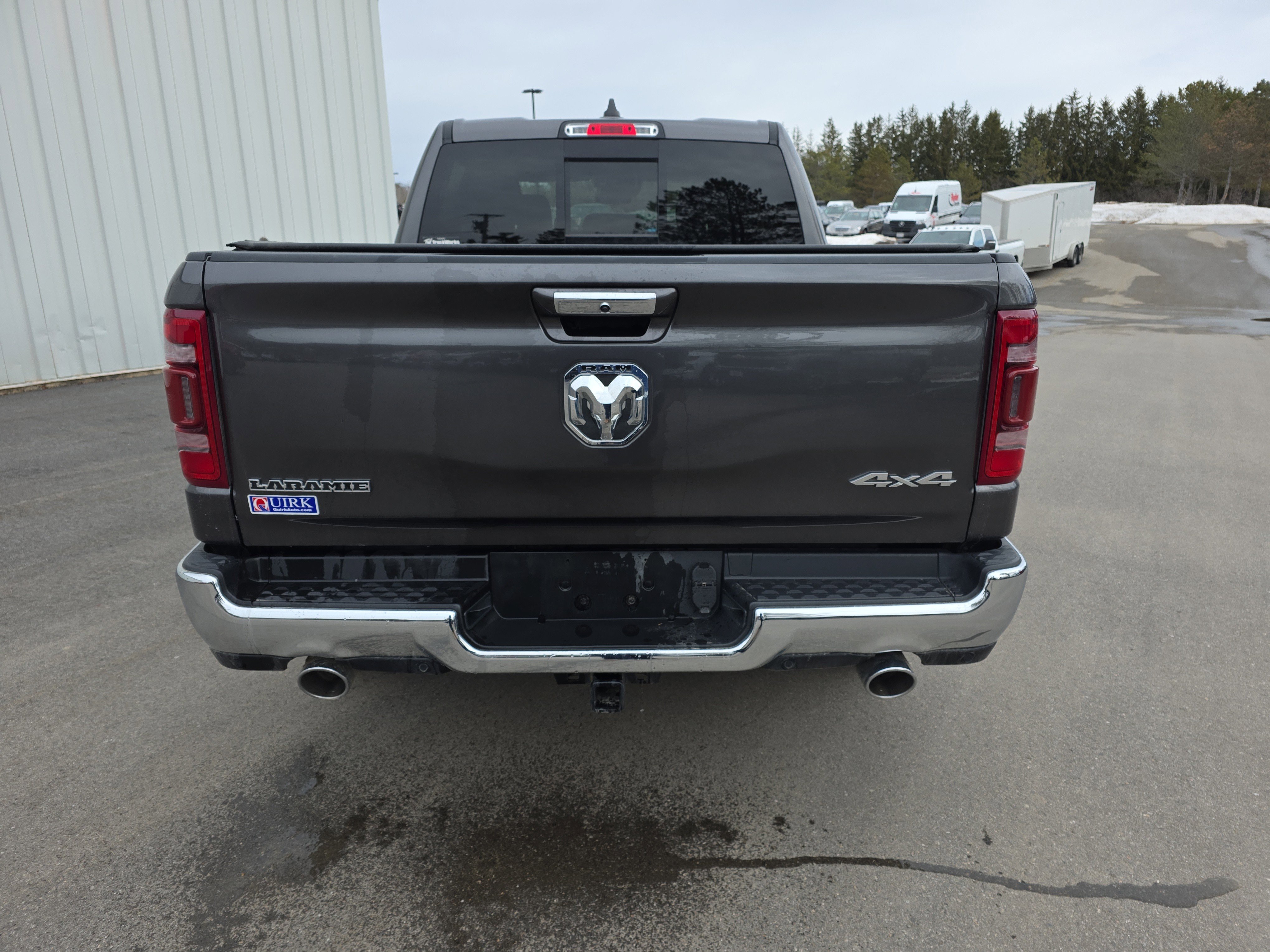 Used 2022 Granite Crystal Metallic Clearcoat Ram Laramie image 4