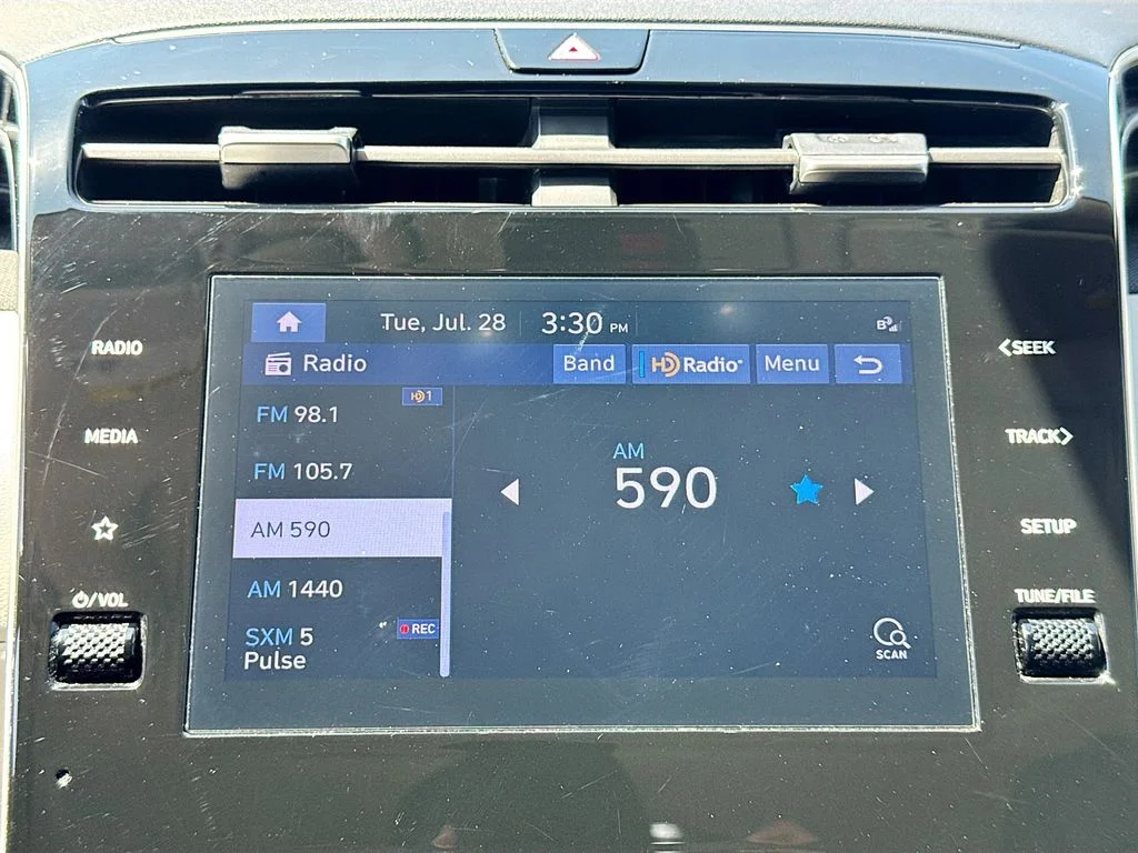 Used 2022 Gray Hyundai SEL image 18