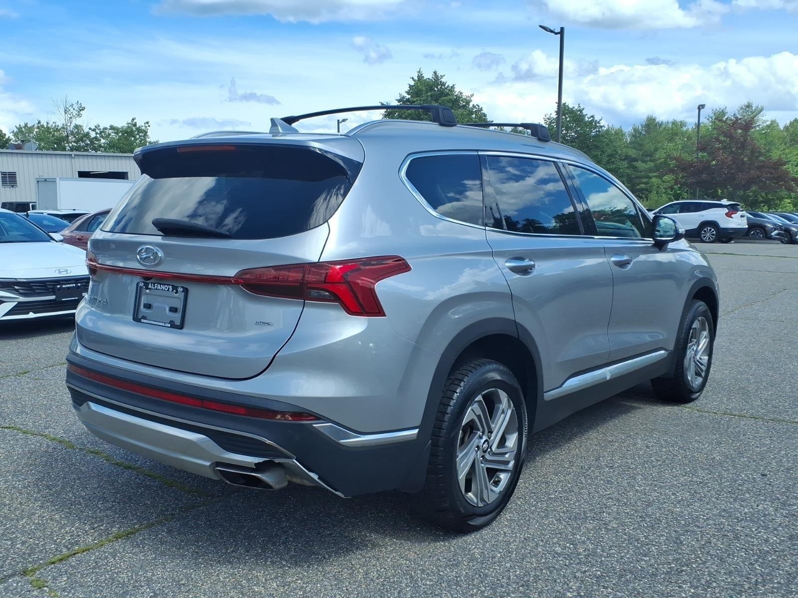 Used 2022 Shimmering Silver Hyundai SEL image 8