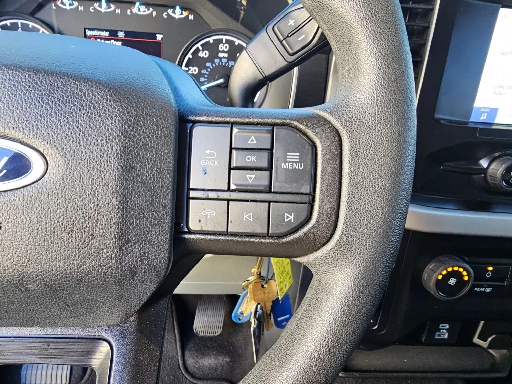 Used 2023 Black Ford XLT image 23