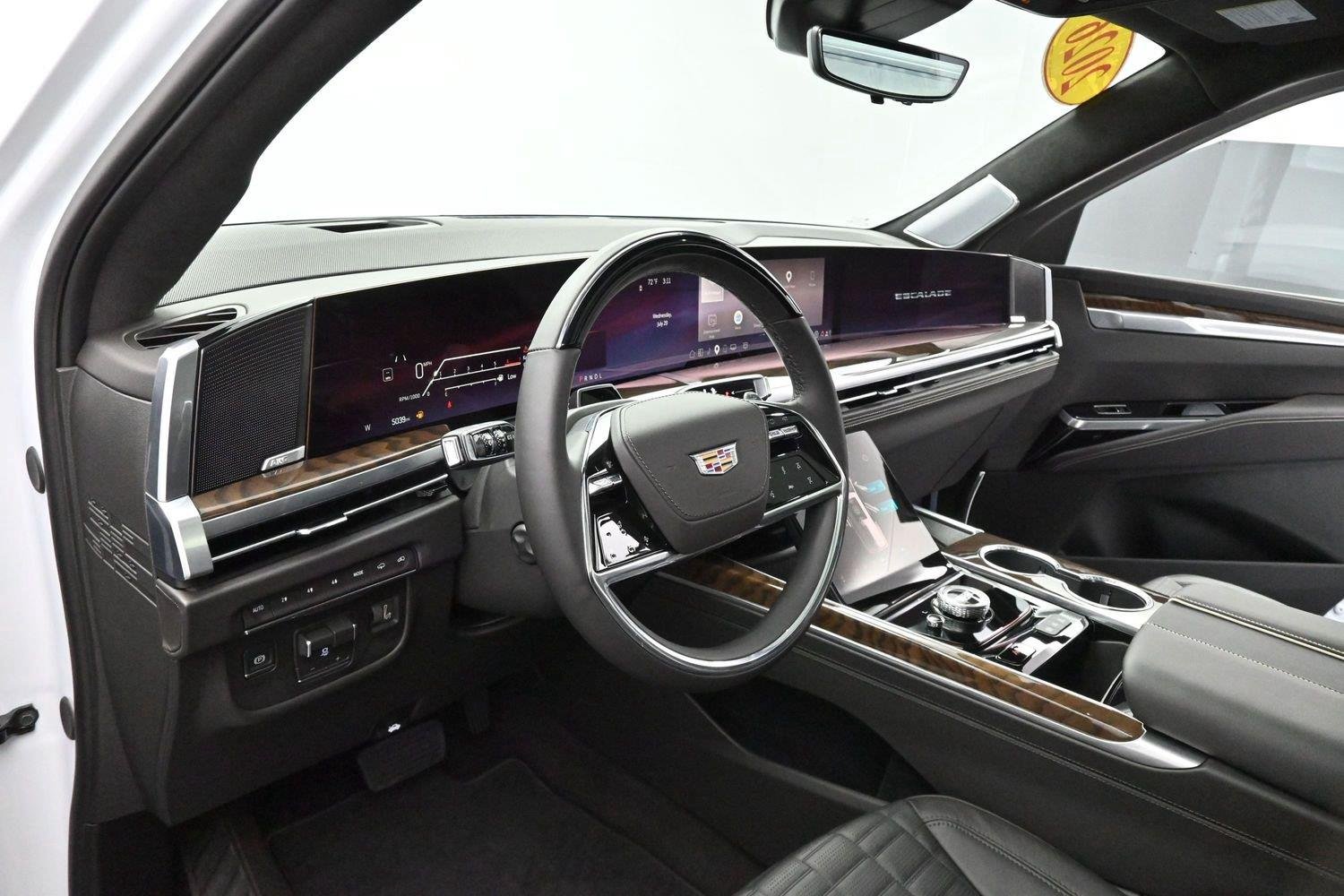 Used 2026 Vibrant White Tricoat Cadillac Platinum Sport image 13