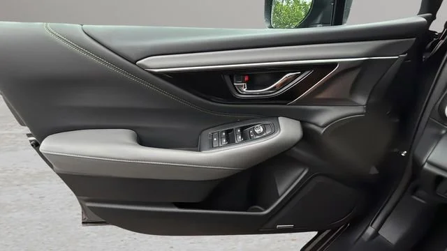 Used 2025 Charcoal Subaru Onyx Edition image 17