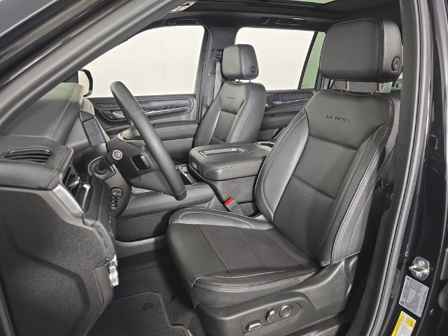Used 2024 Onyx Black GMC Denali image 26