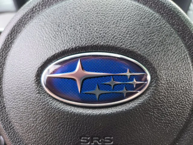 Used 2024 Ice Silver Metallic Subaru Limited image 33
