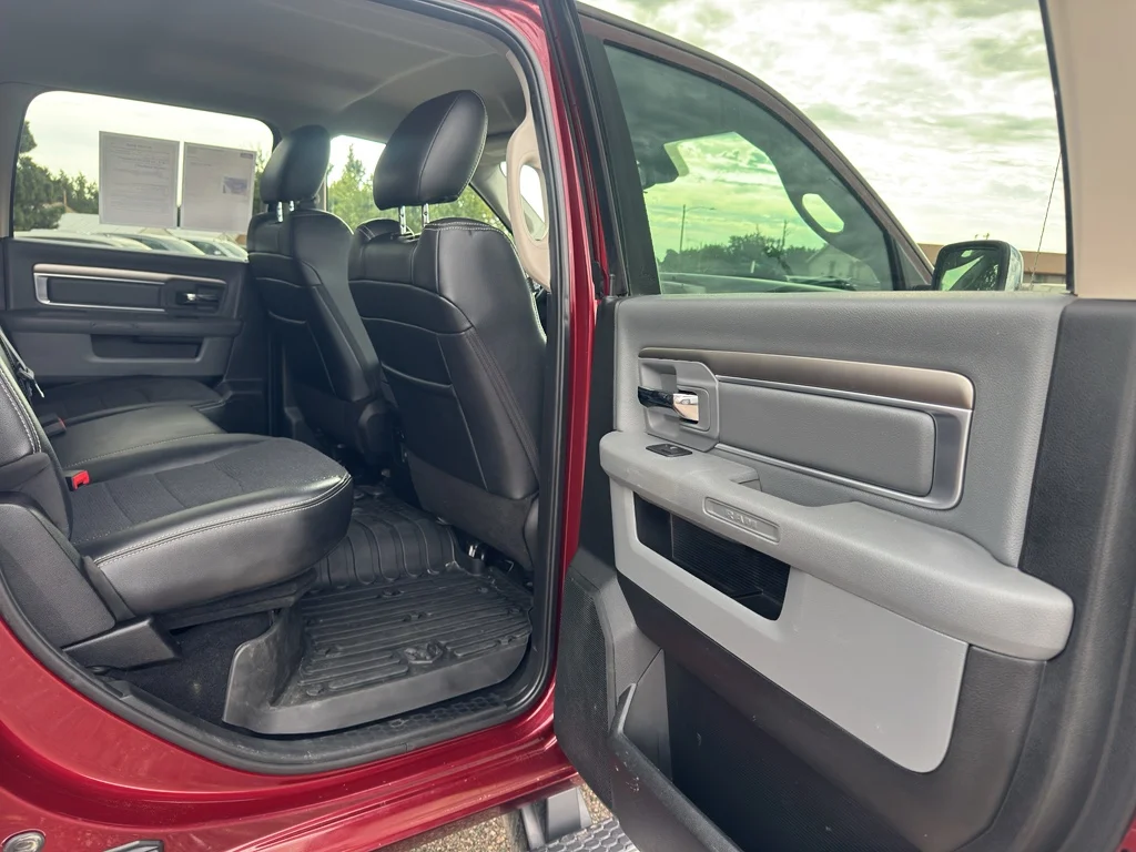 Used 2018 Delmonico Red Pearlcoat Ram Big Horn image 16