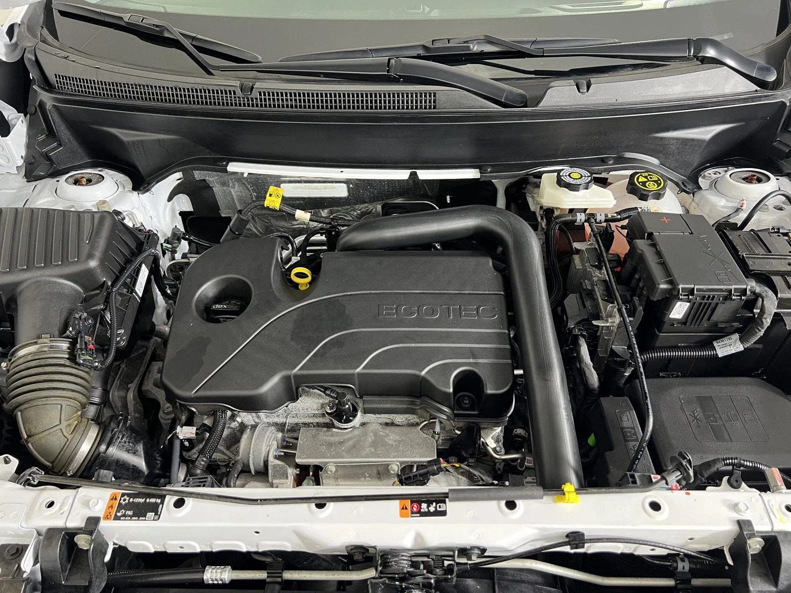 Used 2024 Summit White Chevrolet LS image 29