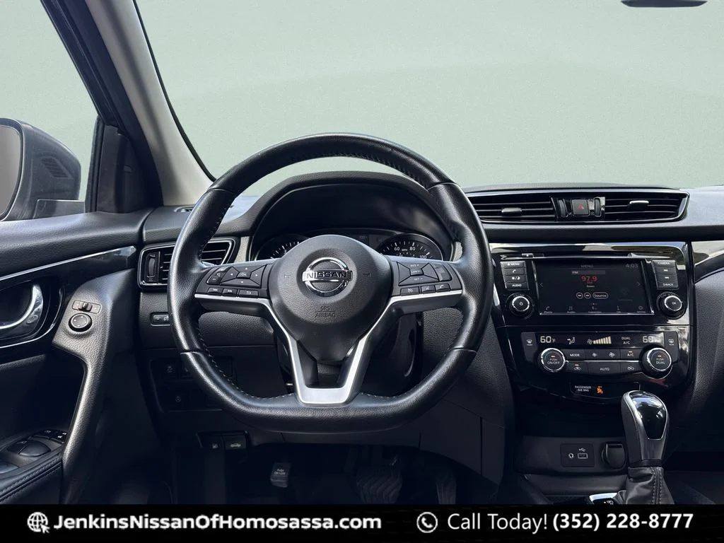 Used 2022 Black Nissan SV image 25
