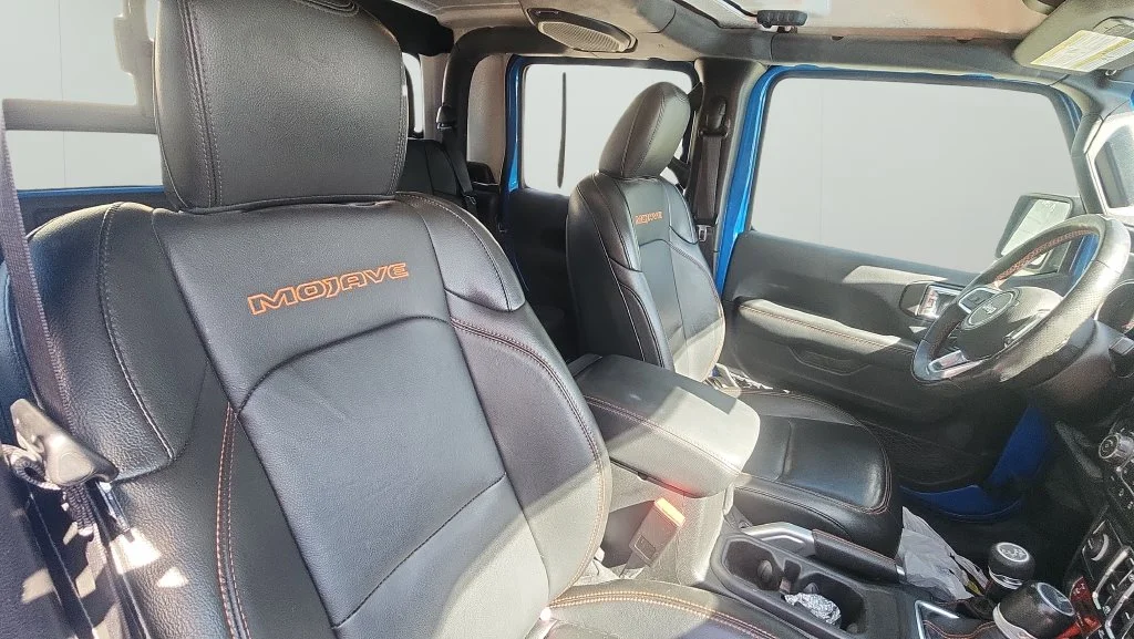 Used 2022 Blue Jeep Mojave image 12