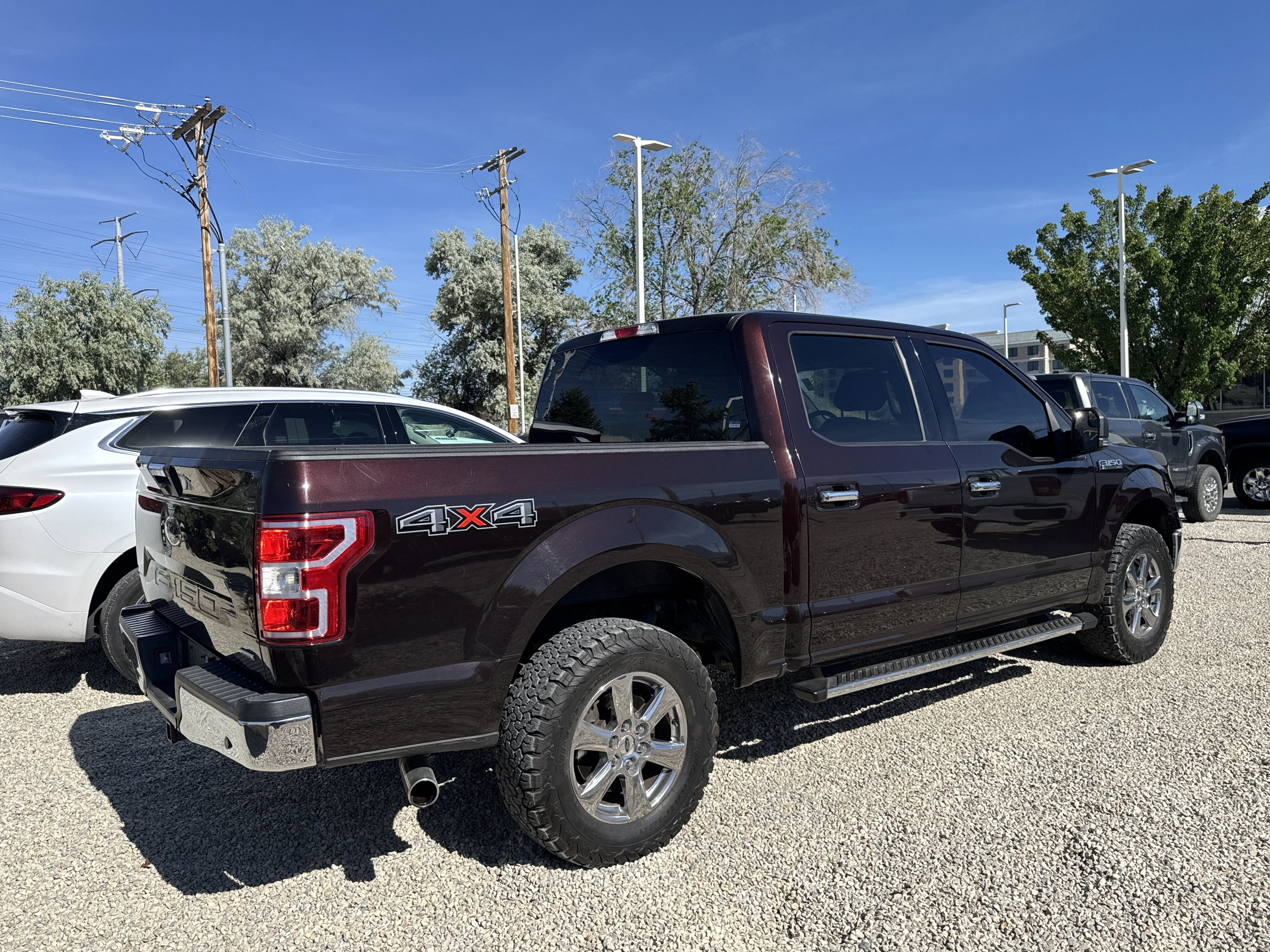 Used 2018 Magma Red Metallic Ford XLT image 3