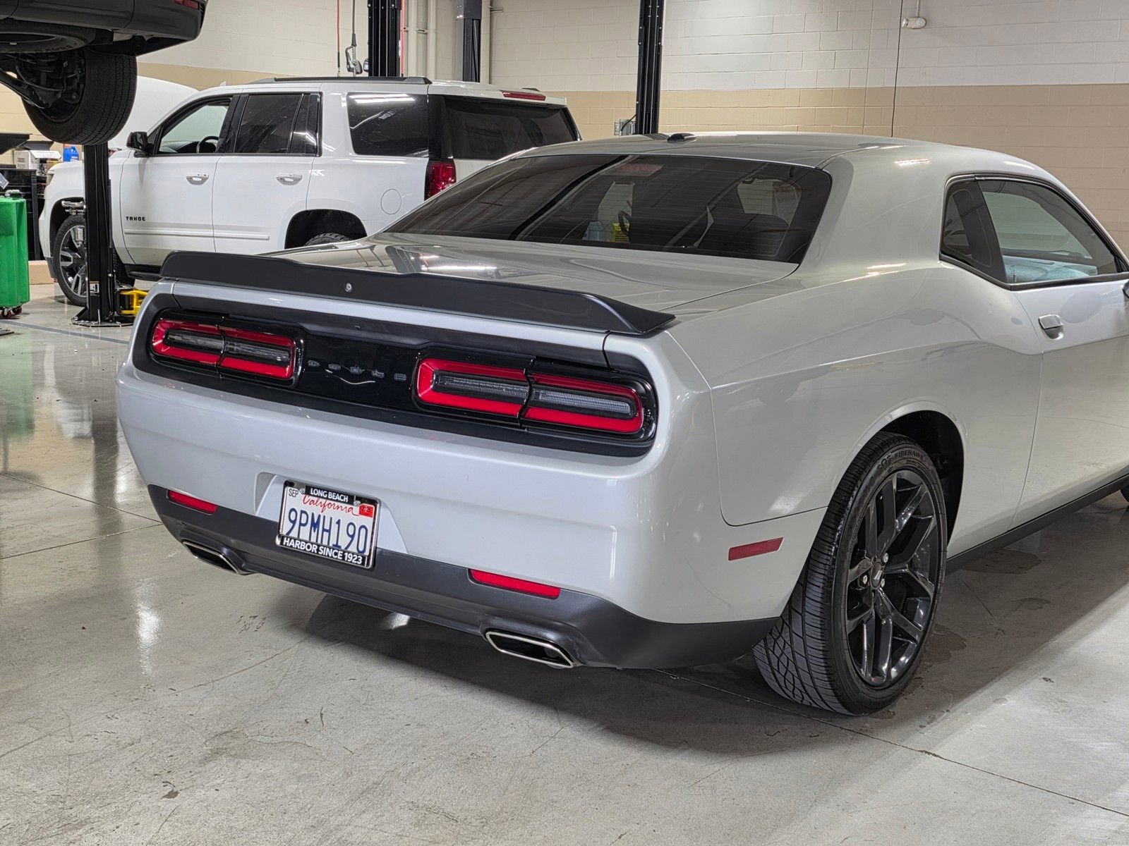 Used 2022  Dodge SXT image 11
