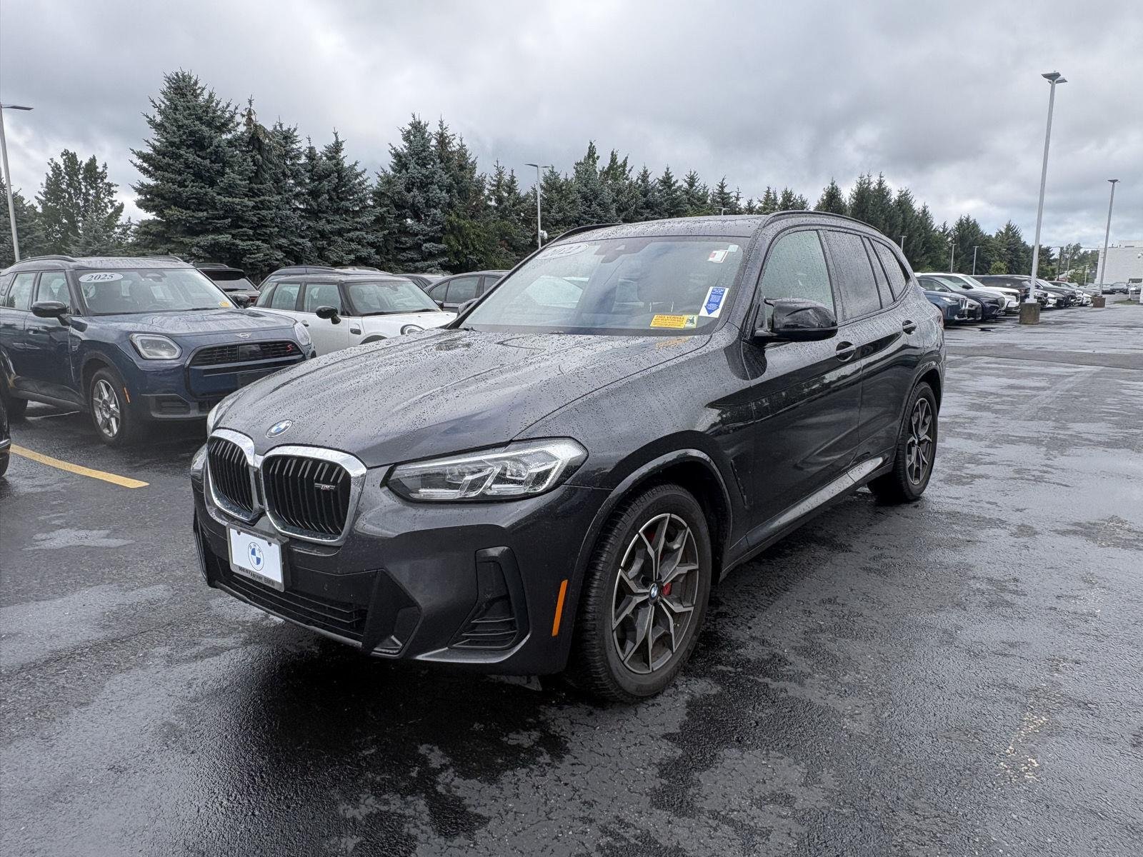 Used 2022 Dark Graphite Metallic BMW M40i image 3
