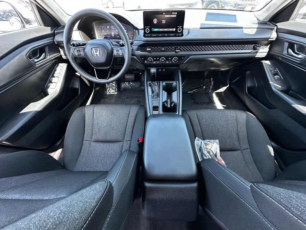 Used 2024  Honda EX image 12
