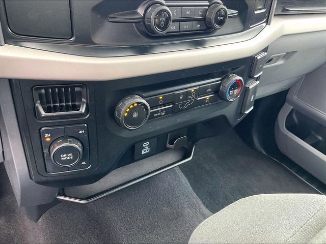 Used 2023 Gray Ford XLT image 25