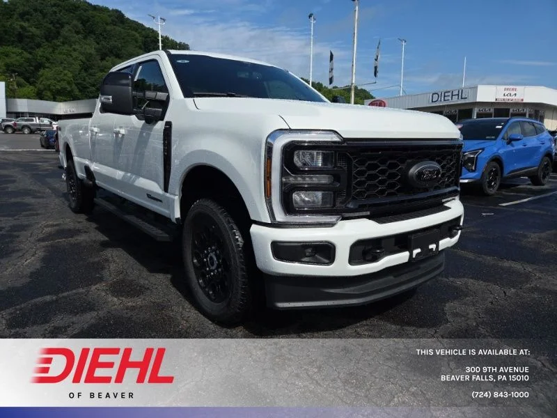 New 2026 Star White Metallic Tri-Coat Ford F-250® Lariat® image 1