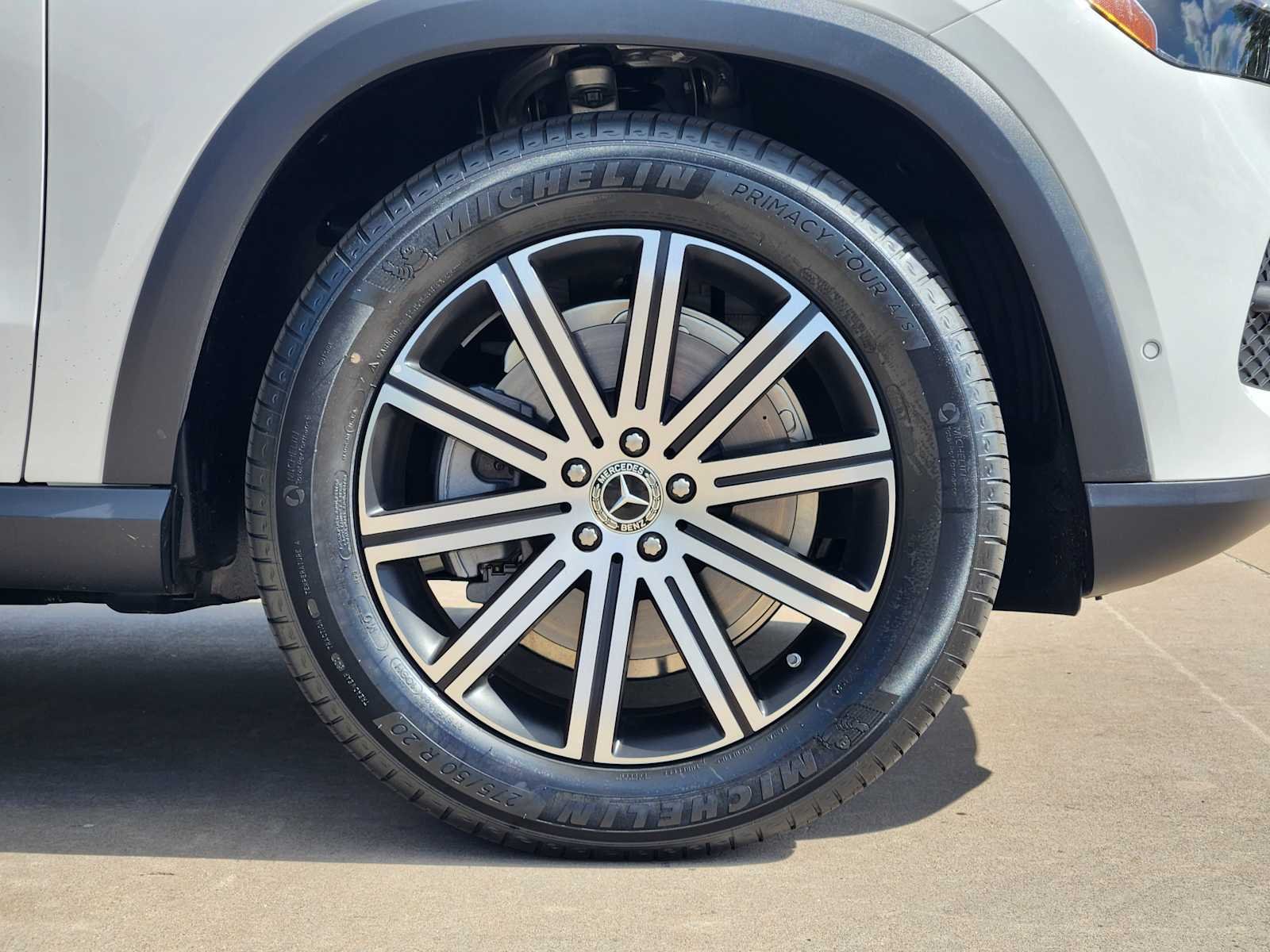 Certified Used 2026 Polar White Mercedes-Benz GLE 350 image 9