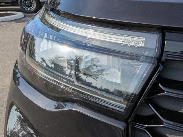 New 2026 Agate Black Metallic Ford ST-Line image 10