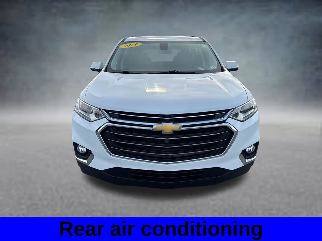 Used 2019 Summit White Chevrolet 3LT image 3
