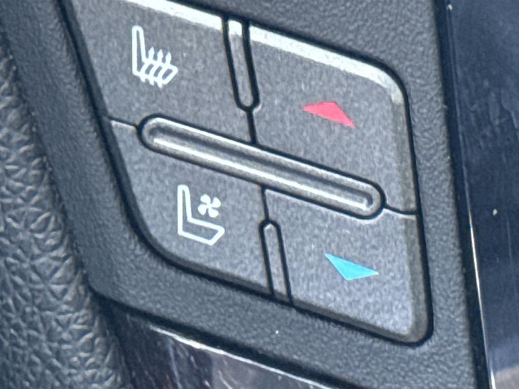 Used 2015 White Cadillac Base image 26