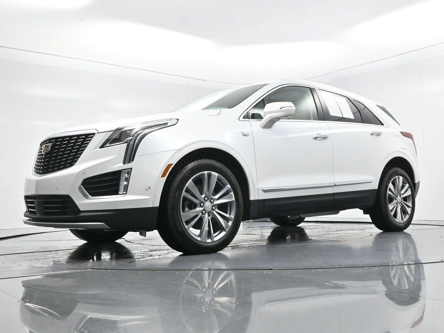 Used 2024 Crystal White Tricoat Cadillac Premium Luxury image 46