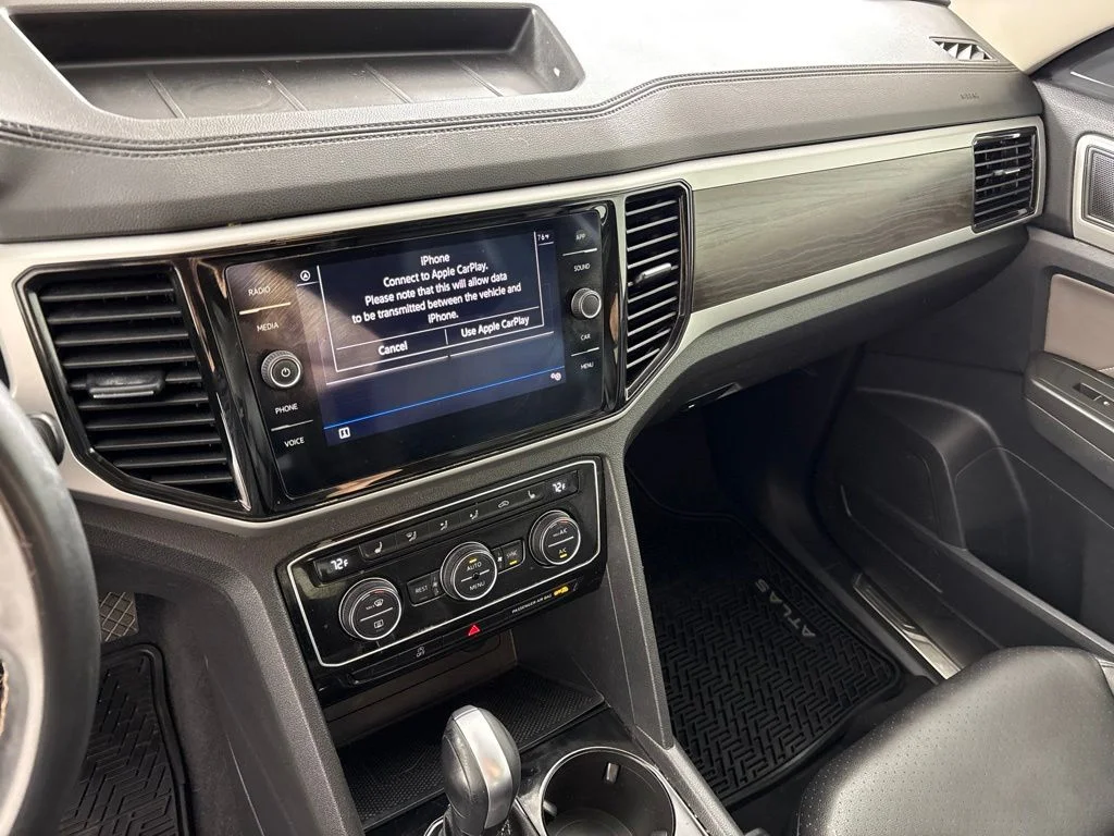 Used 2023 Gray Volkswagen 3.6L V6 SE w/Technology image 35