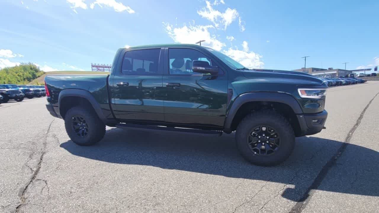 New 2026 Serrano Green Metallic Ram RHO image 2