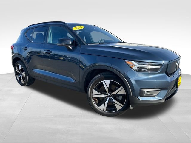 2022 Volvo XC40 Plus