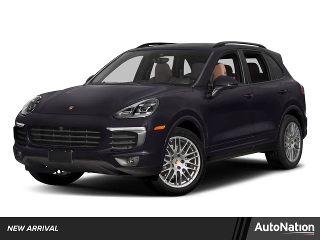 2018 Porsche Cayenne Platinum Edition's photo