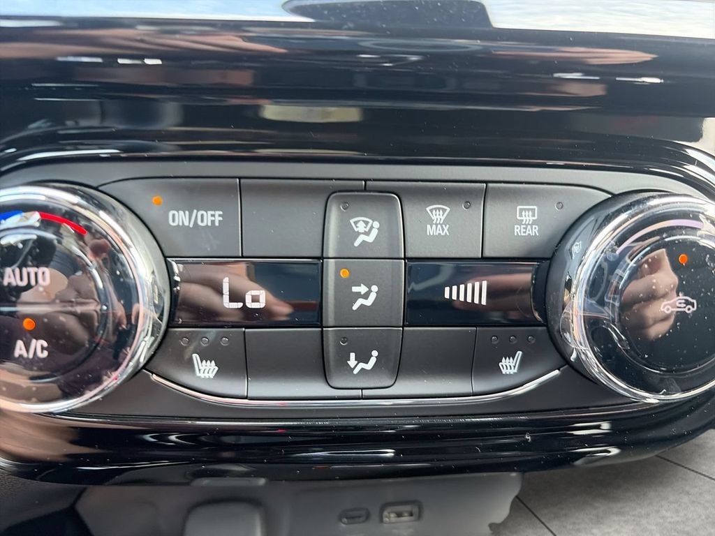 2026 Chevrolet Trax RS - Photo 21