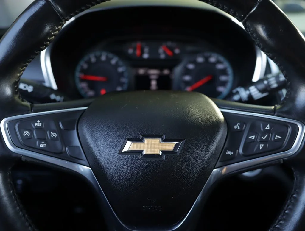 Used 2018 PEPPERDUST METALLIC Chevrolet LT image 10